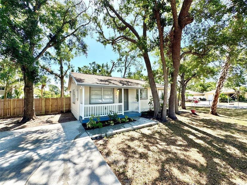 Picture of 2721 7Th Street W, Bradenton FL 34205