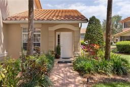 Picture of 5392 Admiral Way, Oxford, FL 34484