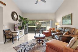 Picture of 5392 Admiral Way, Oxford, FL 34484