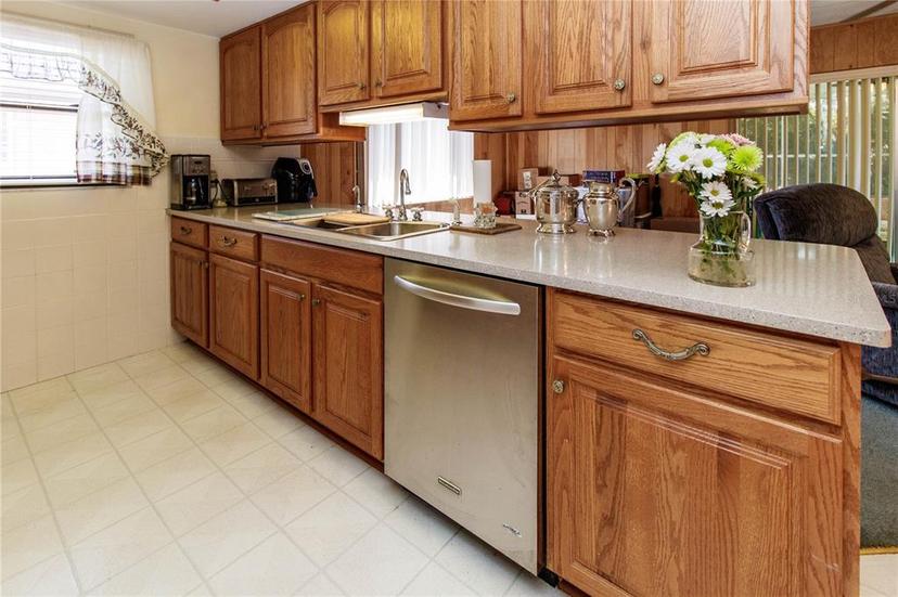 Picture of 7715 Gulf Highlands Dr, Port Richey FL 34668