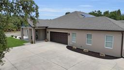 Picture of 3055 Wolf Branch Rd, Mount Dora, FL 32757