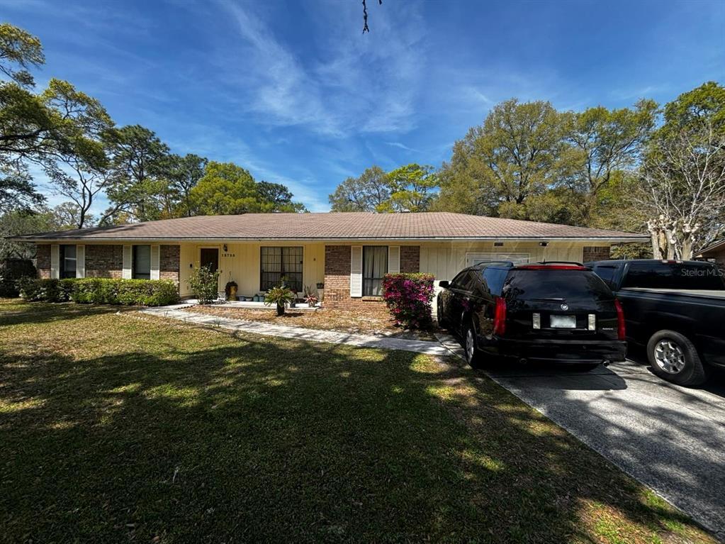 Picture of 13725 Pleasantview Drive N, Jacksonville, FL 32225