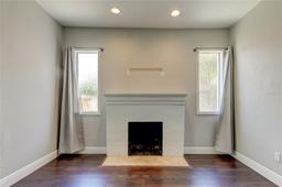 Picture of 1104 21St Avenue N, St Petersburg, FL 33704