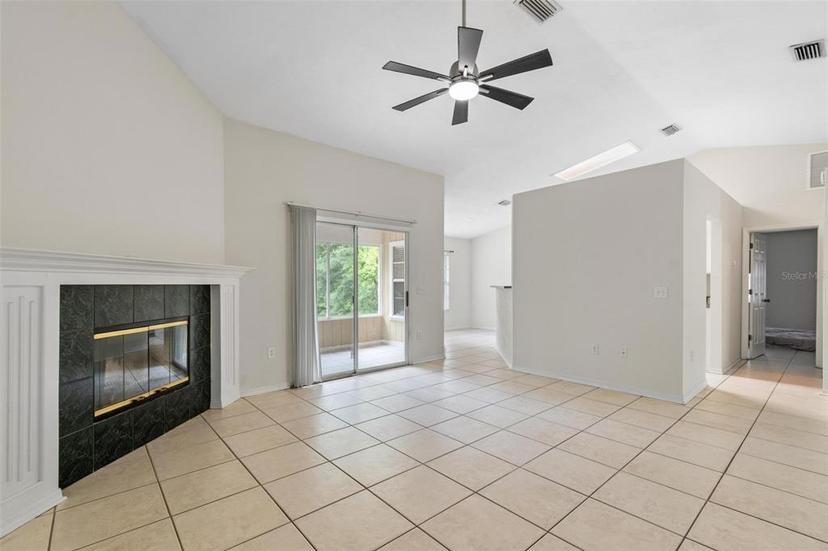 Picture of 3912 NW 62Nd Avenue, Gainesville FL 32653