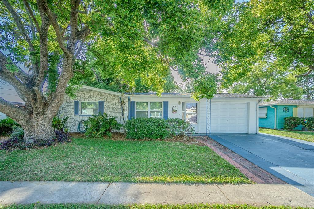 Picture of 2039 Lyra Drive, Holiday, FL 34690