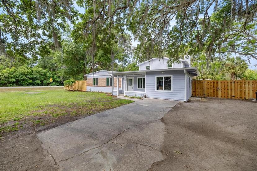Picture of 1604 NE 7Th Street, Gainesville FL 32609