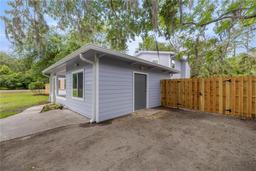 Picture of 1604 NE 7Th Street, Gainesville, FL 32609