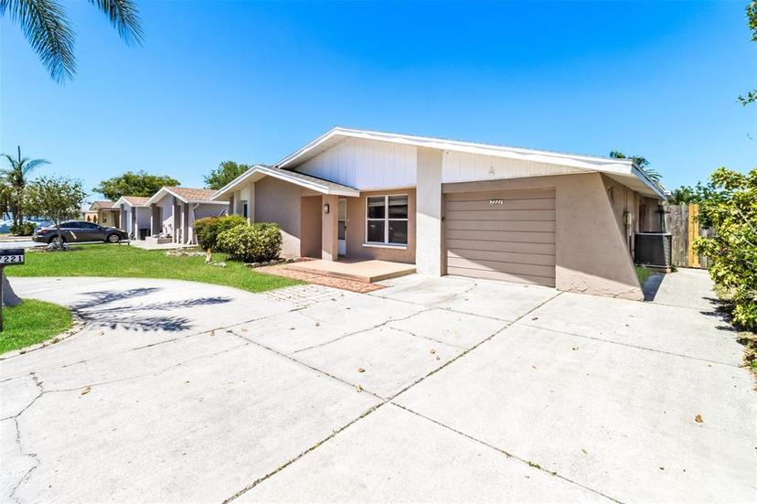 Picture of 7221 King Arthur Drive, Port Richey FL 34668