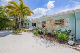 Picture of 410 Garfield Drive, Sarasota, FL 34236