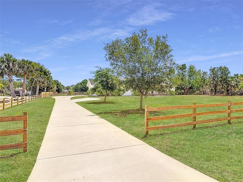 Picture of 1271 Thoroughbred Trail, Sanford FL 32771