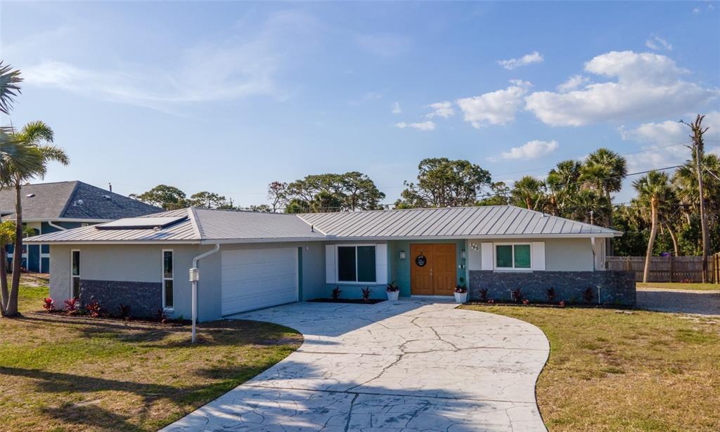 Picture of 360 E Wentworth Circle, Englewood, FL 34223
