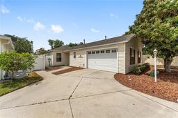 Picture of 8450 SE 177Th Roleson Lane, The Villages, FL 32162