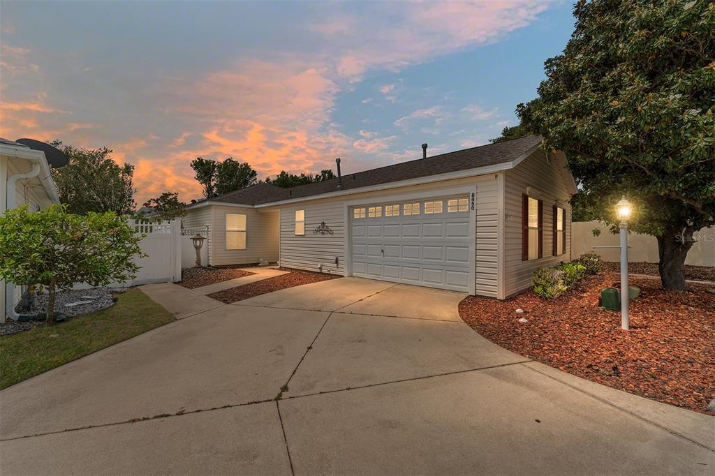 Picture of 8450 SE 177Th Roleson Lane, The Villages, FL 32162