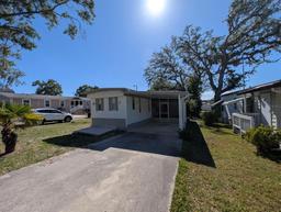 Picture of 39611 Gloryland Drive, Dade City, FL 33525