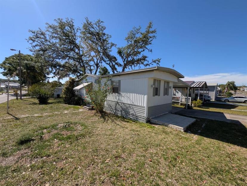 Picture of 39611 Gloryland Drive, Dade City FL 33525