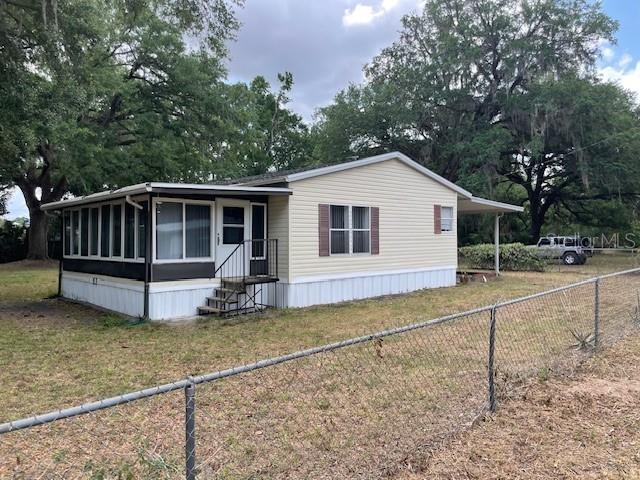Picture of 53 Cr 401 S, Lake Panasoffkee FL 33538