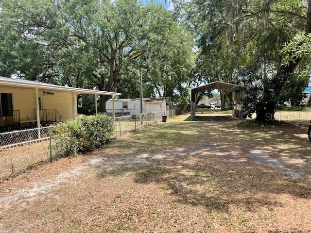 Picture of 53 Cr 401 S, Lake Panasoffkee FL 33538
