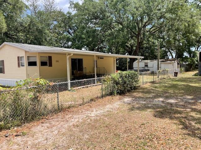 Picture of 53 Cr 401 S, Lake Panasoffkee FL 33538