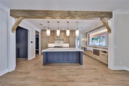 Picture of 4224 W Corona Street, Tampa, FL 33629