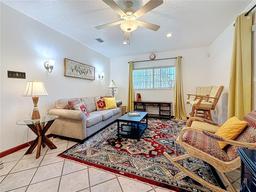 Picture of 5100 Aragon Way S, St Petersburg, FL 33705