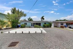 Picture of 832 Seabreeze Drive, Ruskin, FL 33570