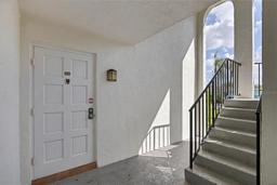 Picture of 5800 Hollywood Boulevard Unit 312, Sarasota, FL 34231