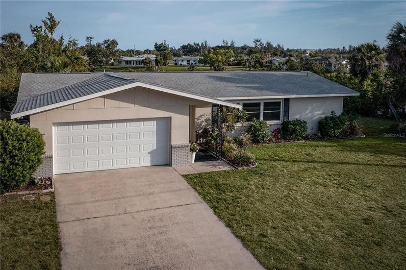 Picture of 512 Shamrock Blvd, Venice FL 34293