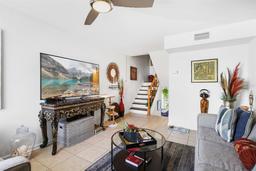 Picture of 4306 La Mora Court, Tampa, FL 33611