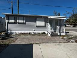 Picture of 2295 N Beach Road Unit 401, Englewood, FL 34223