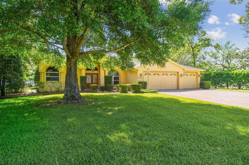 Picture of 18502 Winding Oaks Boulevard, Hudson FL 34667