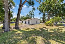 Picture of 3622 Tamarix Drive, Tampa, FL 33619
