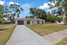 Picture of 3622 Tamarix Drive, Tampa, FL 33619