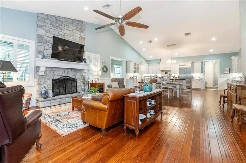 Picture of 2115 W Pipkin Road, Lakeland FL 33811