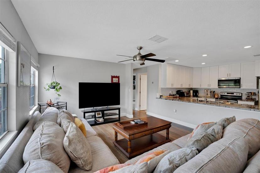 Picture of 7210 14Th Street N, St Petersburg FL 33702