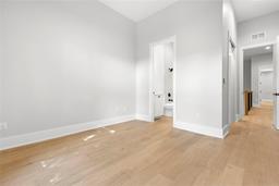 Picture of 220 Hesperides Street N, Tampa, FL 33609