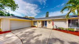 Picture of 3075 Rosery Road Ne, Largo, FL 33771