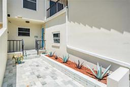 Picture of 2700 Bayshore Boulevard Unit 511, Dunedin, FL 34698