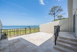 Picture of 2700 Bayshore Boulevard Unit 511, Dunedin, FL 34698