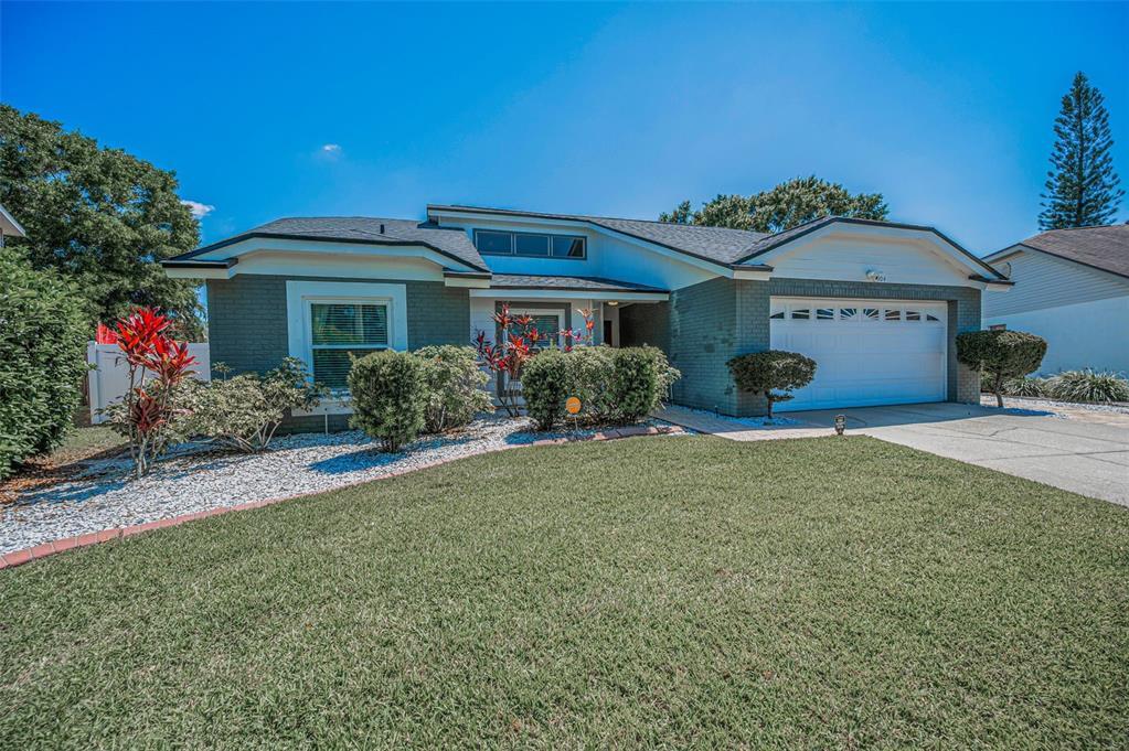 Picture of 8904 Beeler Drive, Tampa, FL 33626