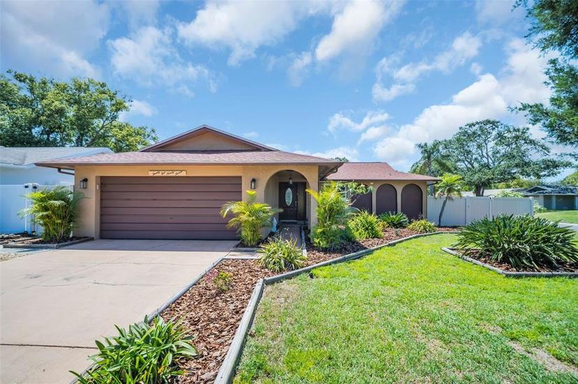 Picture of 2597 Bramblewood Drive E, Clearwater FL 33763