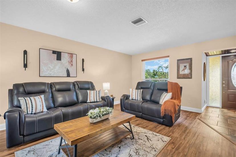 Picture of 2597 Bramblewood Drive E, Clearwater FL 33763