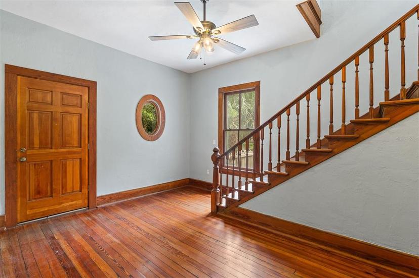 Picture of 516 NE 2Nd Street, Gainesville FL 32601