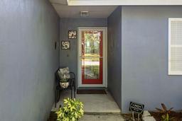 Picture of 1393 Chesterfield Drive, Dunedin, FL 34698