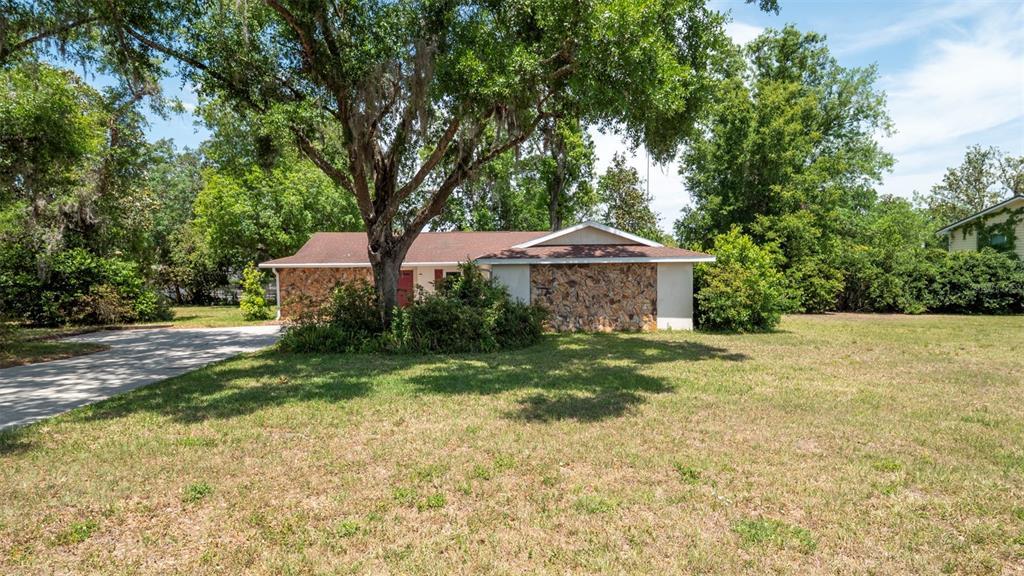 Picture of 23409 Dogwood Estates Drive, Brooksville, FL 34601