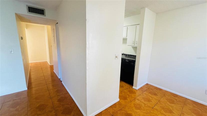 Picture of 5504 Pokeweed Court Unit 154, Tampa FL 33617