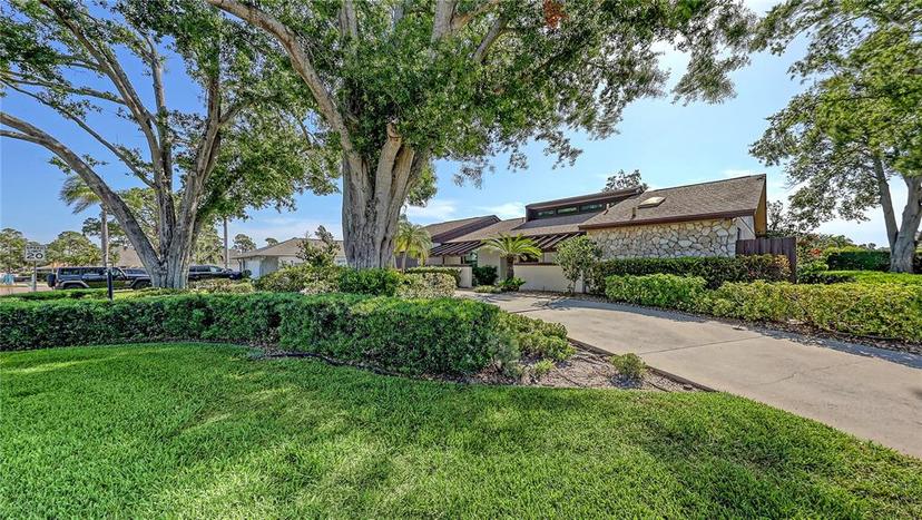 Picture of 3608 Avenida Madera, Bradenton FL 34210