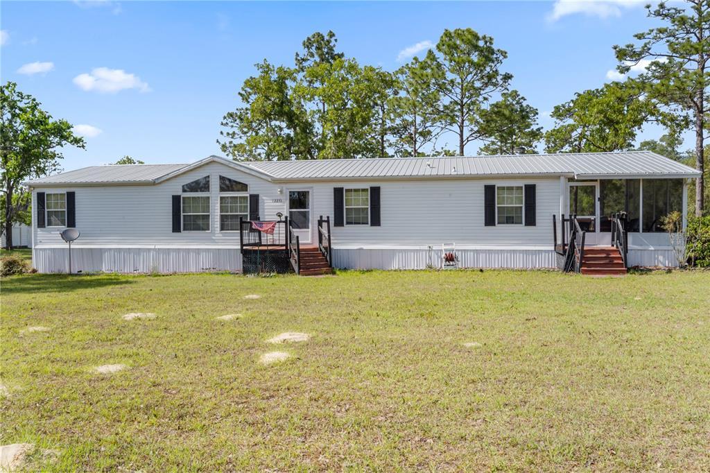 Picture of 12251 SE 53Rd Lane, Morriston, FL 32668