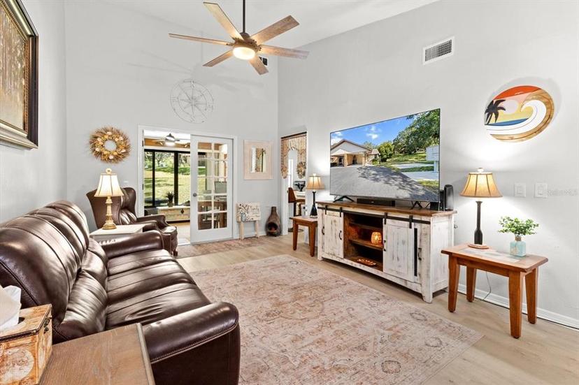 Picture of 340 E Glassboro Court Unit 1A, Hernando FL 34442