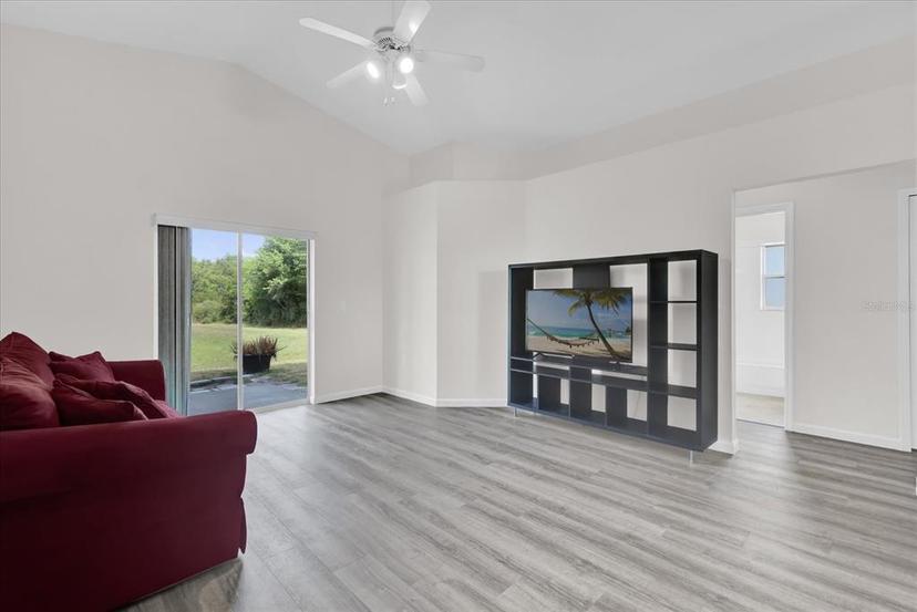 Picture of 11172 Pinewood Cove Lane, Orlando FL 32817
