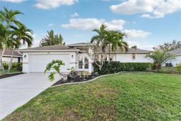 Picture of 926 SW 37Th Street, Cape Coral, FL 33914
